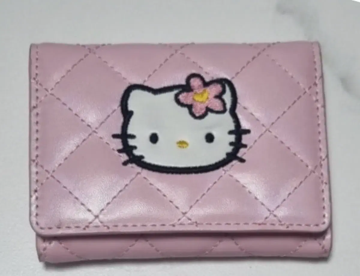 https://media.bunjang.co.kr/product/410853726_1_1779980938_w{res}.jpg